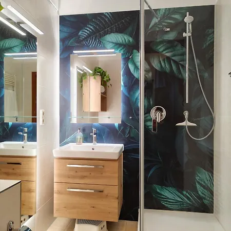 아파트 Hunde Ohne Aufpreis - Fewo Hagemeister Sellin - Sauna Im Haus - 6 Min Zum Strand - 2 Traumbalkone - Privatparkplatz